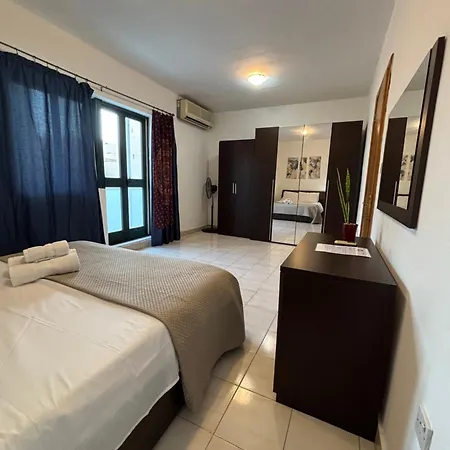 Bright One Bedroom Apartment