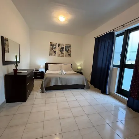 Bright One Bedroom Ta Xbiex